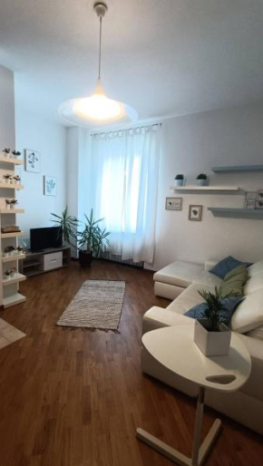 Loving My Rooms 2 - delizioso appartamento in centro Gorizia